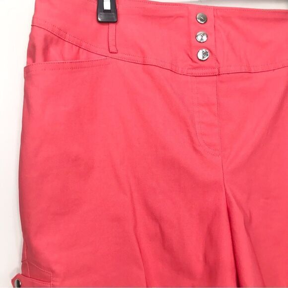 Rekucci NEW Coral Athleisure Shorts with Silver Buttons - Picture 6 of 16